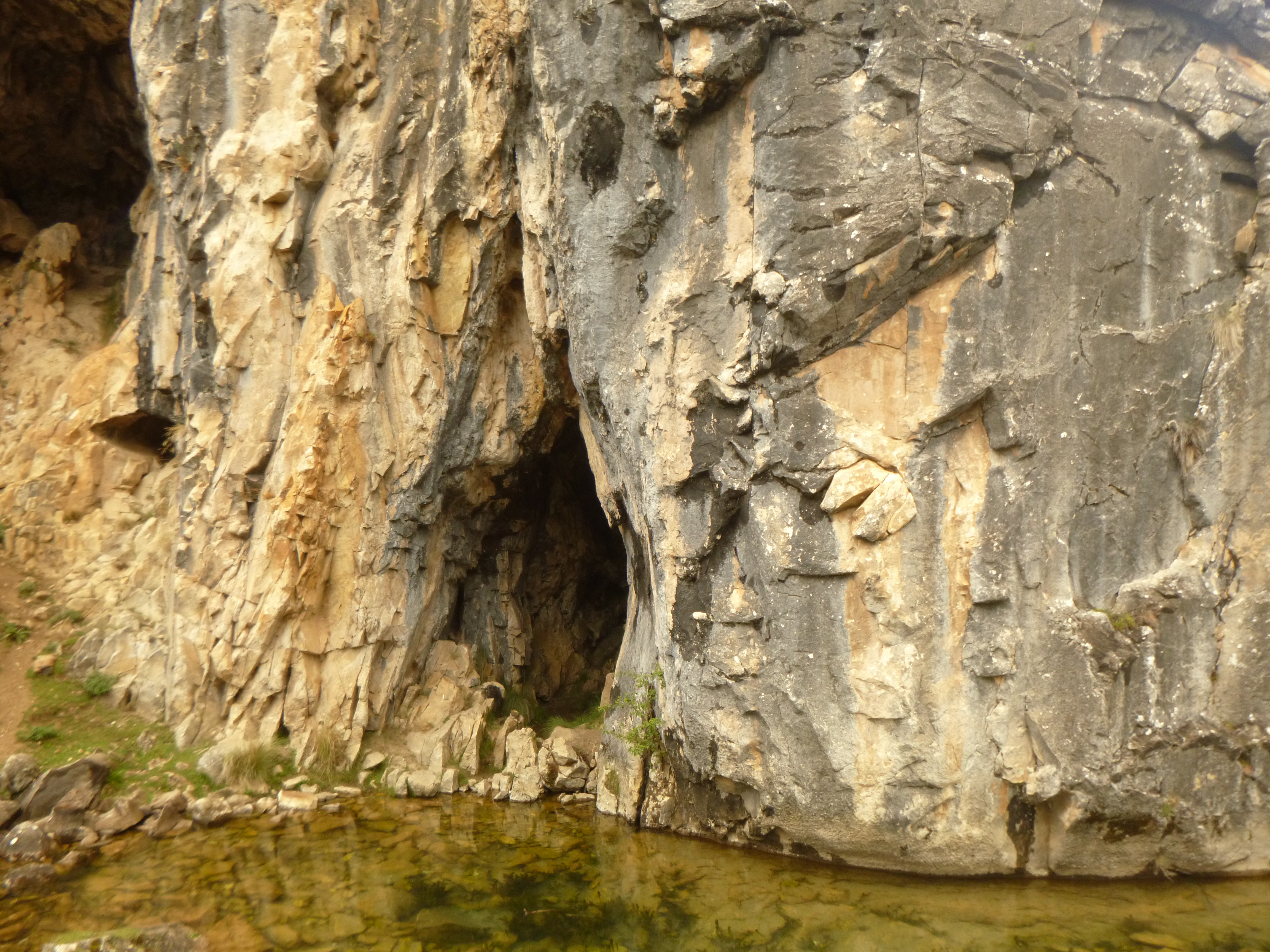 Blue Waterholes.   Kosciuszko National Park.