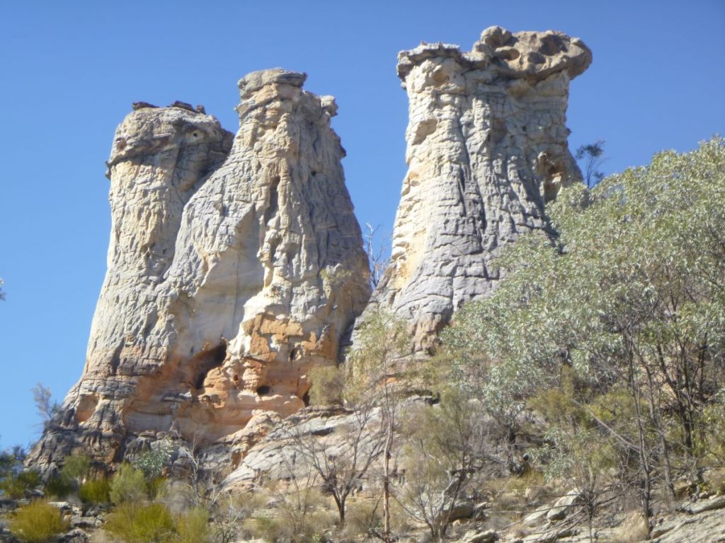 The Chimneys. Mt Moffatt NP. Qld